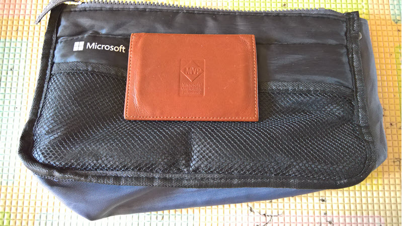 사진: MVP 명함 지갑